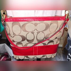 (C) Coach 12825 Brown Canvas Shoulder Signature Bag W/Red Patent Leather Purse